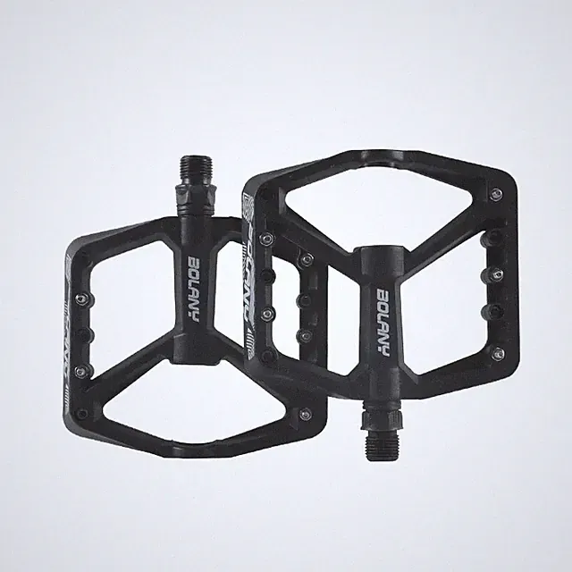 Anti-slip Bicycle Pedals 10 Pegs Ultralight MTB Road Bike Pedal Bike Accessories