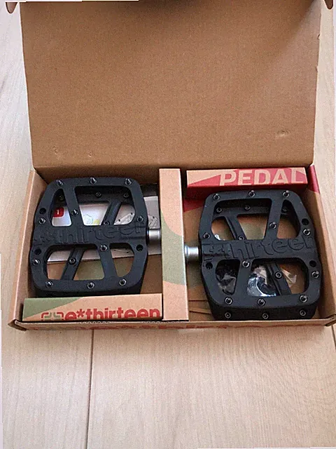 BRAND NEW E*thirteen Composite Pedals, 110 x 100mm, 22 x 6mm Pin, Steel Axle